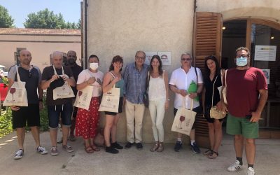 El «Institut par l’Alternance Richemont» visita la Estació Enològica de Felanitx y diversas bodegas.
